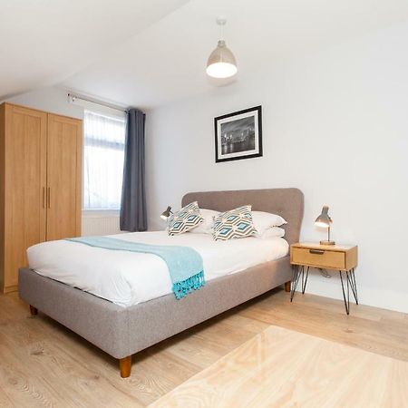 Clova House Hotel ลอนดอน ภายนอก รูปภาพ