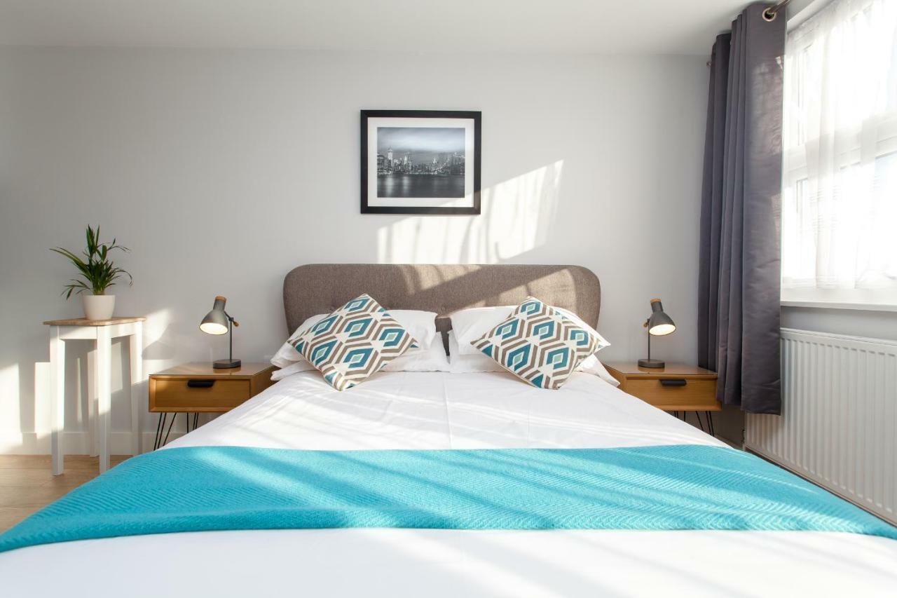 Clova House Hotel ลอนดอน ภายนอก รูปภาพ