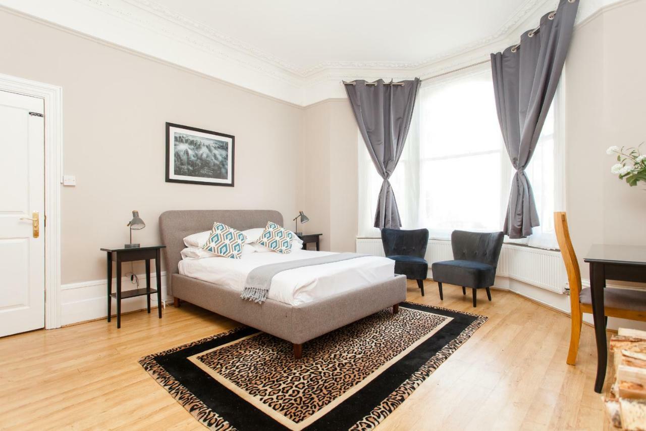 Clova House Hotel ลอนดอน ภายนอก รูปภาพ